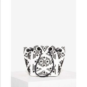 💛 too late now to say starry bag